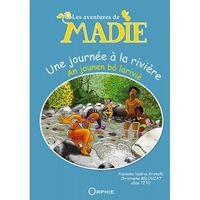 Dans une fenêtre ovale au-milieu de la page, Madie découvre tous les trésors de 