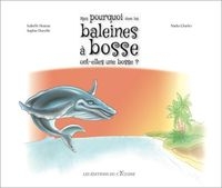 Plongeant dans l'océan la baleine à bosse fait une belle démonstration de sa for