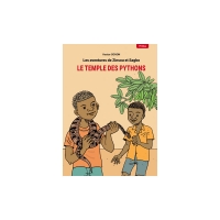 Deux enfants dont l'un avec python dans les bras